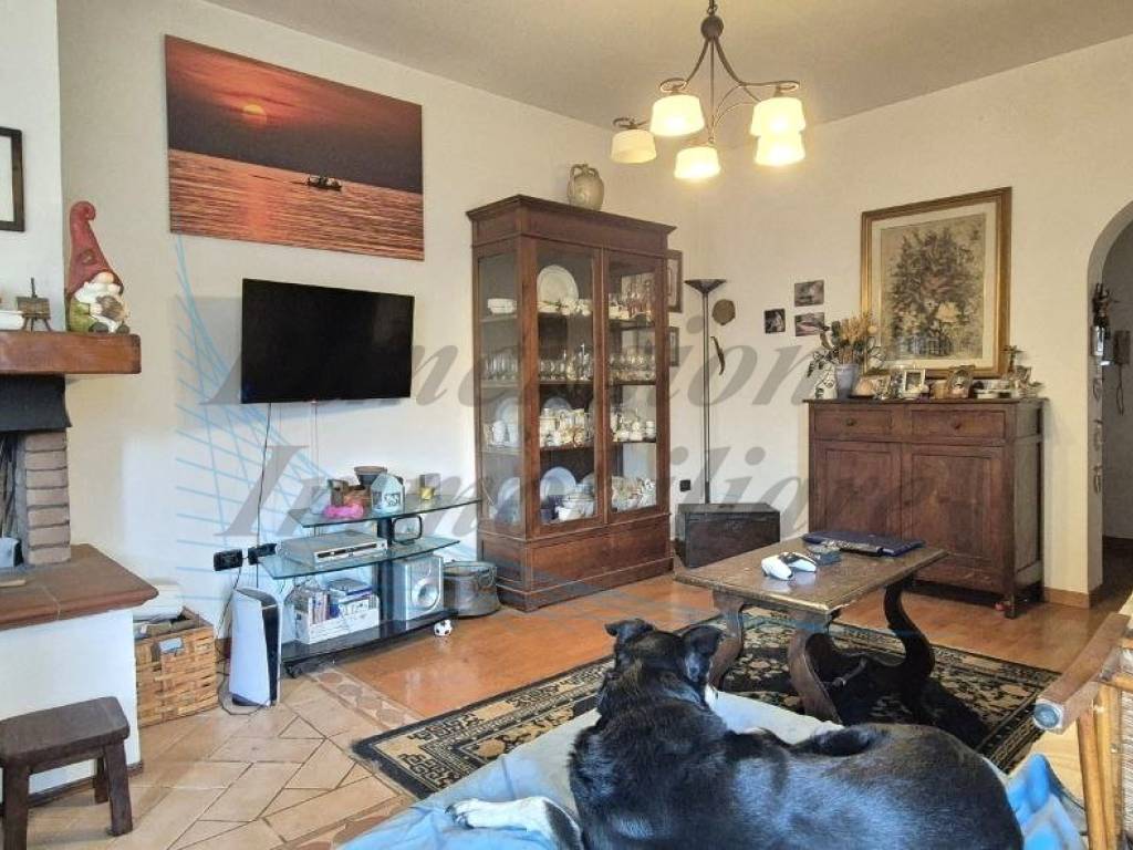 Appartamento a Rosignano marittimo in Via Giuseppe di Vittorio - Foto 3