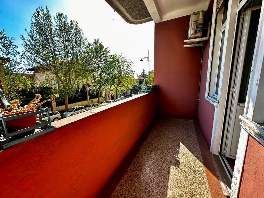 Appartamento a Trieste in Via Vittorio Locchi, 8 - Foto 2