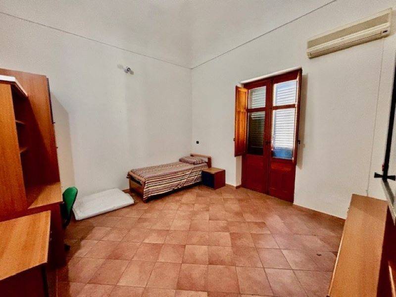 Casa indipendente a Noto in Via Camillo Benso di Cavour, 26 - Foto 5