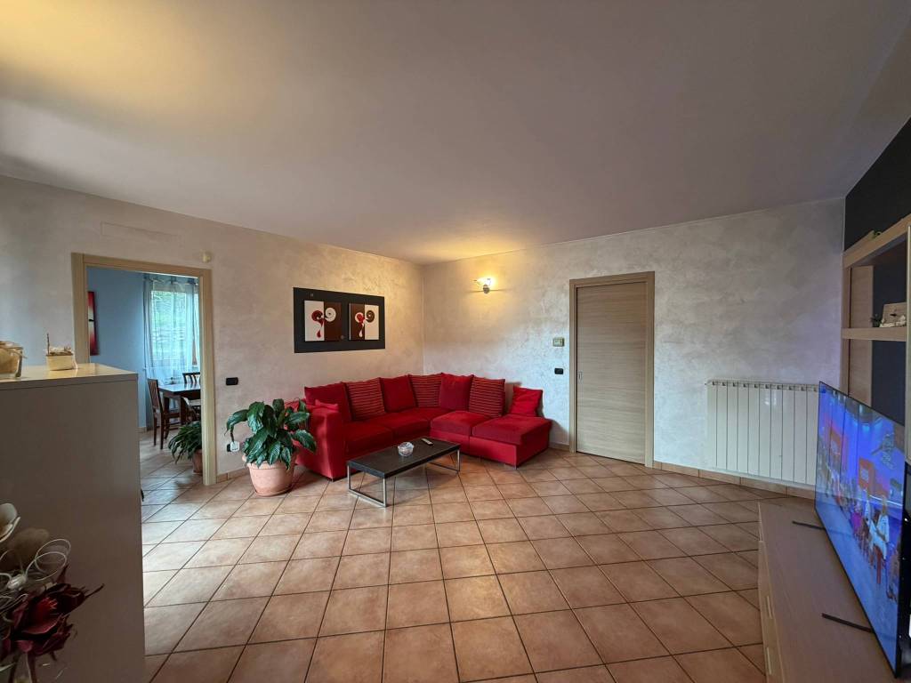 Appartamento a Invorio in Via Giacomo Matteotti, 35 - Foto 3