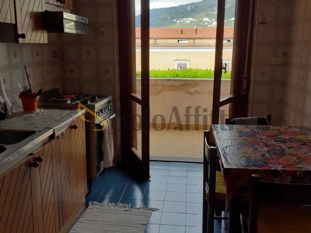 Appartamento a Vico equense in Via Piazza Seiano - Foto 3