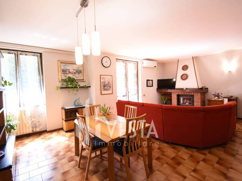 Appartamento a Monticello brianza in Via Jacopo della Quercia - Foto 2