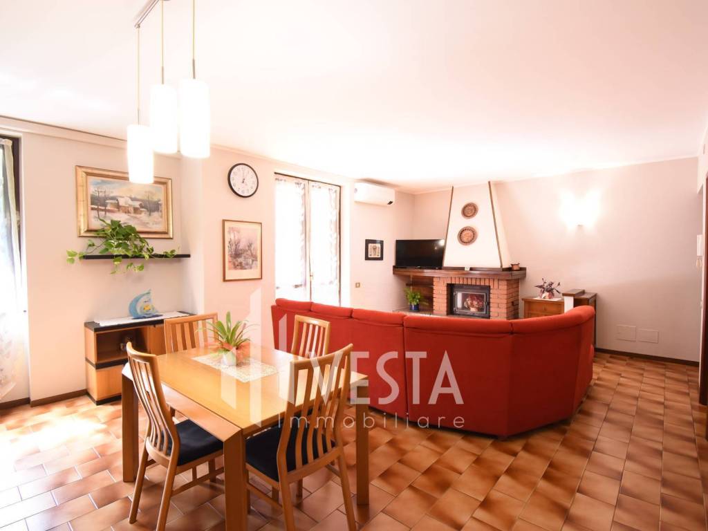 Appartamento a Monticello brianza in Via Jacopo della Quercia - Foto 3