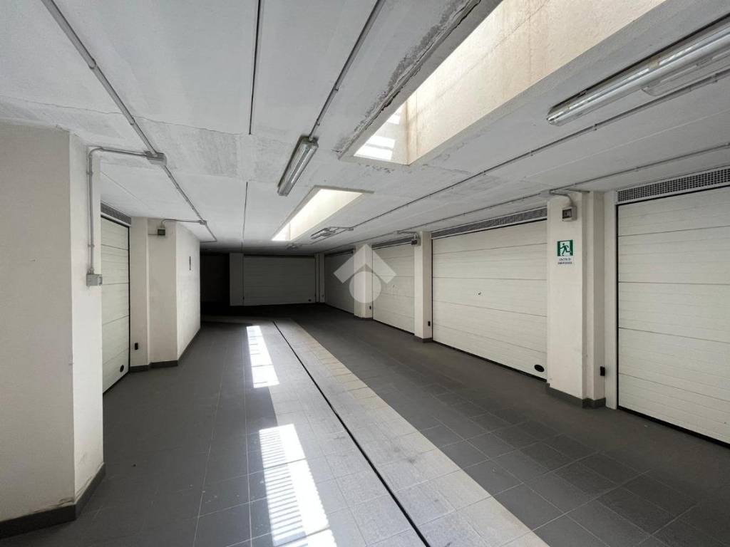 Box / garage a Brindisi in Via San Leucio, 19 - Foto 2