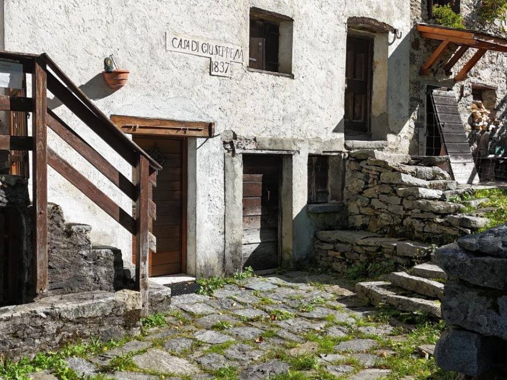 Villa a Verceia in Strada Vicinale Pradello - Foto 3