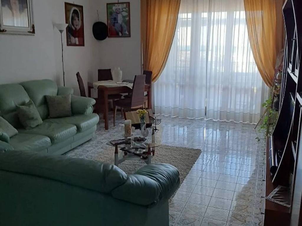 Appartamento a Castel volturno in Viale Delle Serenelle, 23 - Foto 5