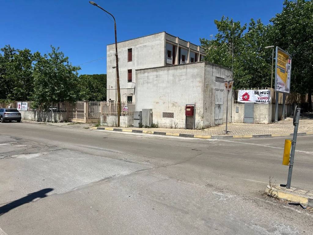 Immobile a Casarano in Via Agnesi Cda Pigna - Foto 4