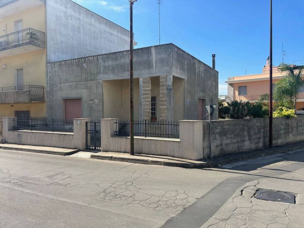 Villa a Casarano in Via Piave - Foto 3