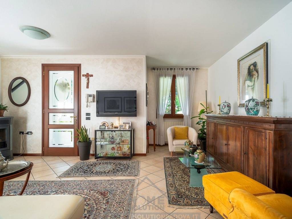 Villa a Due carrare in Viale Ugo Foscolo, 19 - Foto 5