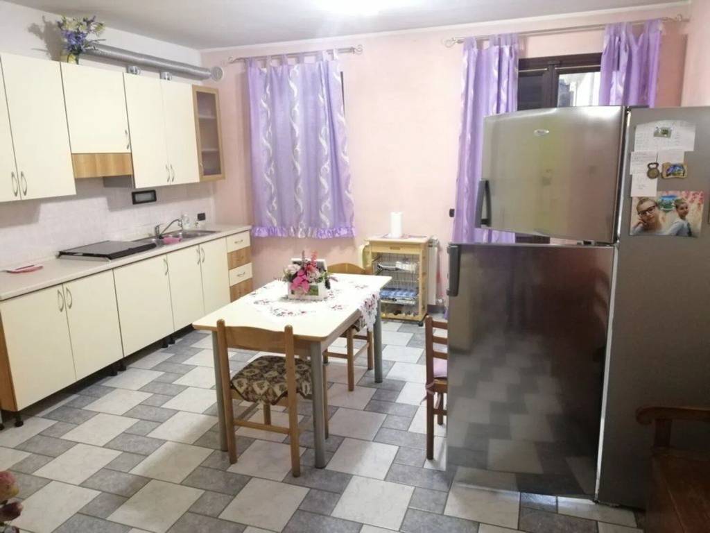 Villa a Cavarzere in Via Alessandro Manzoni, 5 - Foto 2