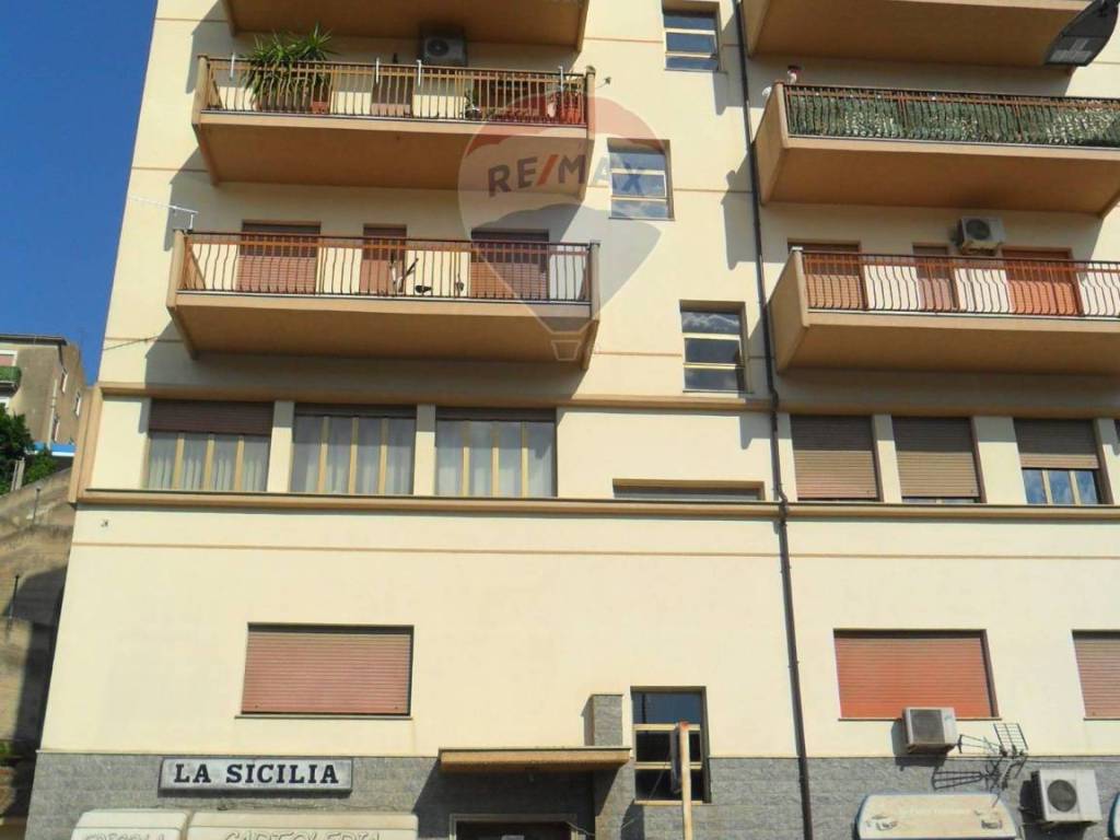 Immobile a Caltanissetta in Via Napoleone Colajanni, 224 - Foto 3