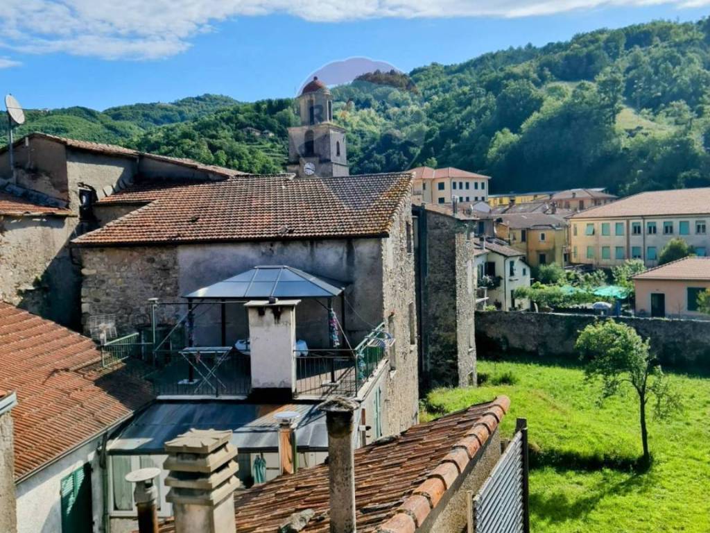Appartamento a Varese ligure in PIAZZA VITTORIO EMANUELE, 3 - Foto 2