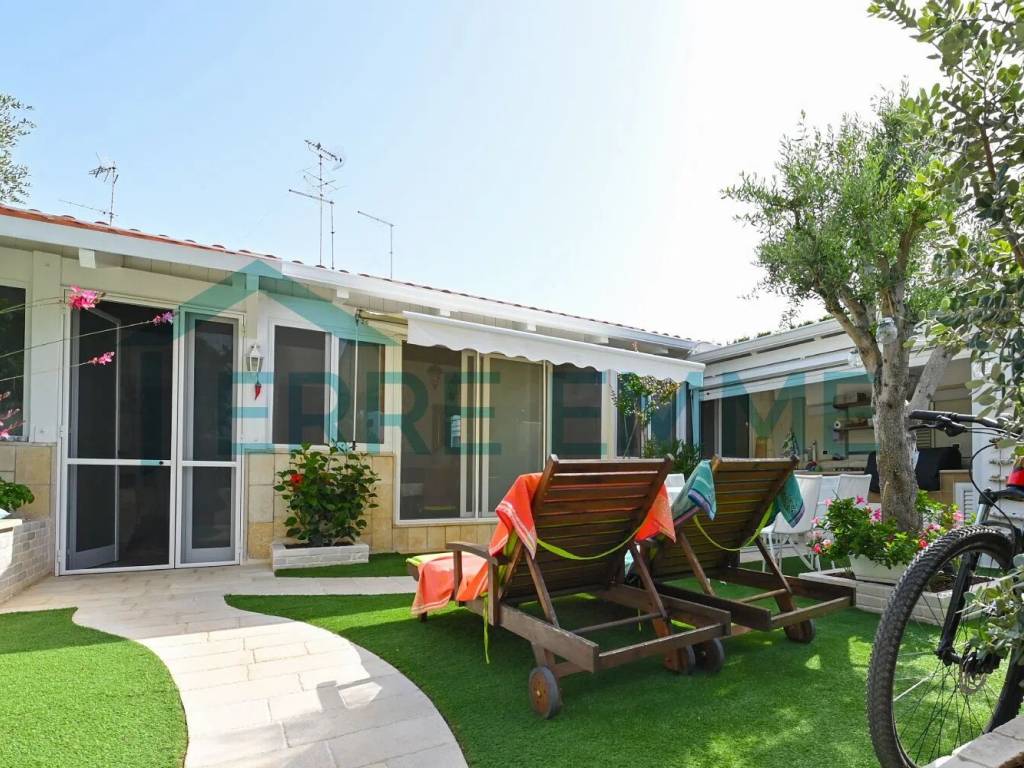 Villa a Carovigno in Villaggio Riva Marina 1 No Number - Foto 2