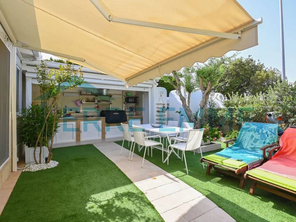 Villa a Carovigno in Villaggio Riva Marina 1 No Number - Foto 4