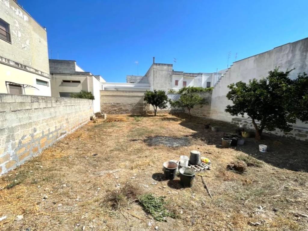 Terreno a Squinzano in Via Principe Di Piemonte, 29 - Foto 5