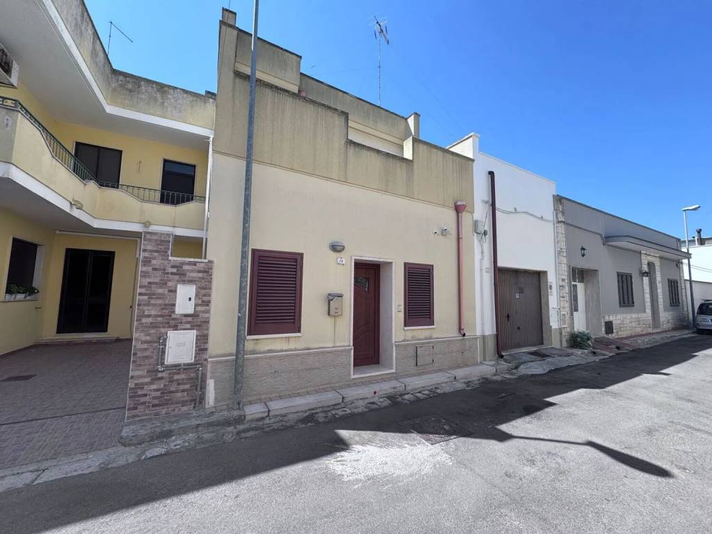 Villa a Squinzano in Via Vittorio Alfieri, 14 - Foto 2