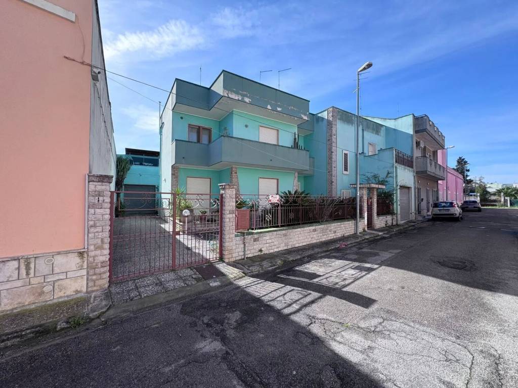 Villa a Squinzano in Via Mascagni, 10 - Foto 3