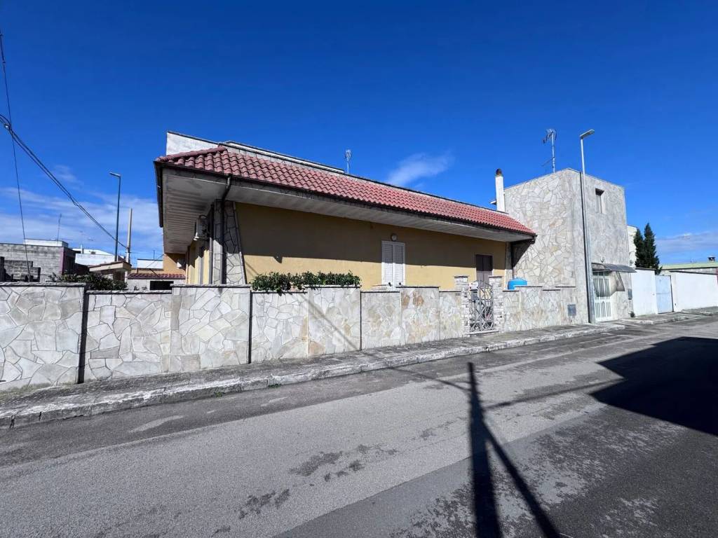 Villa a Trepuzzi in Via Matera, 3 - Foto 2