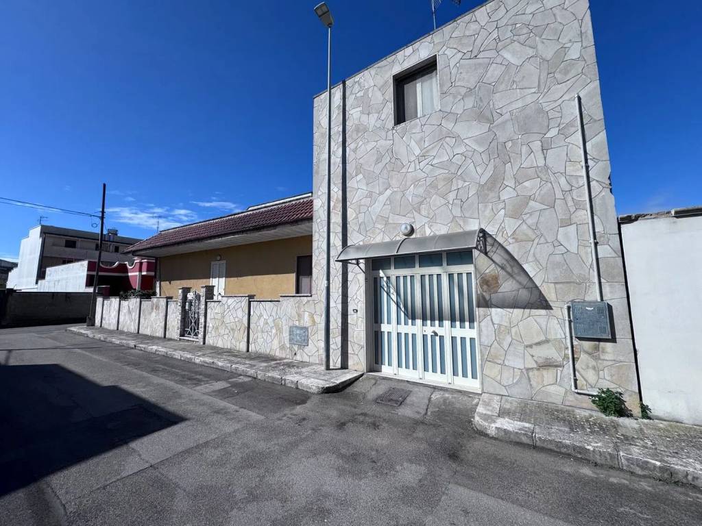 Villa a Trepuzzi in Via Matera, 3 - Foto 3
