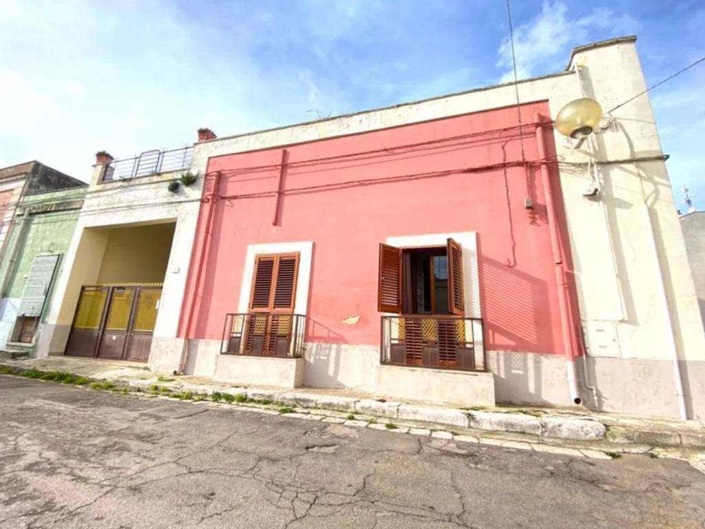 Villa a Squinzano in Via Nuova, 21 - Foto 2