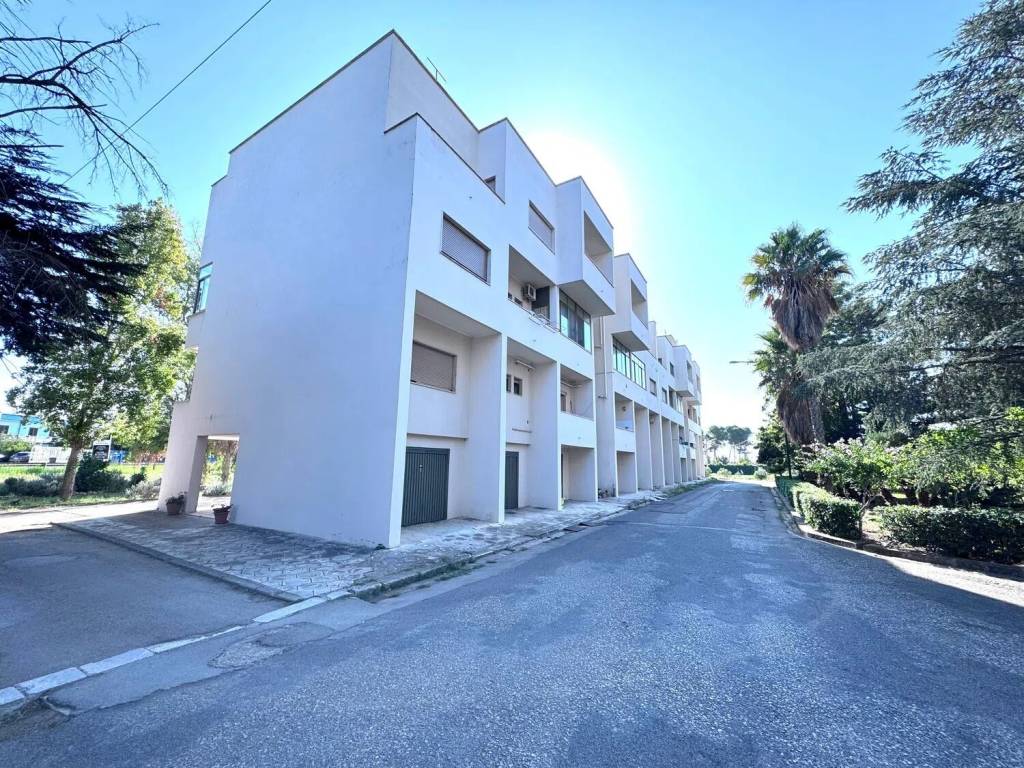 Appartamento a Campi salentina in Via Giacomo Puccini, 12 - Foto 3
