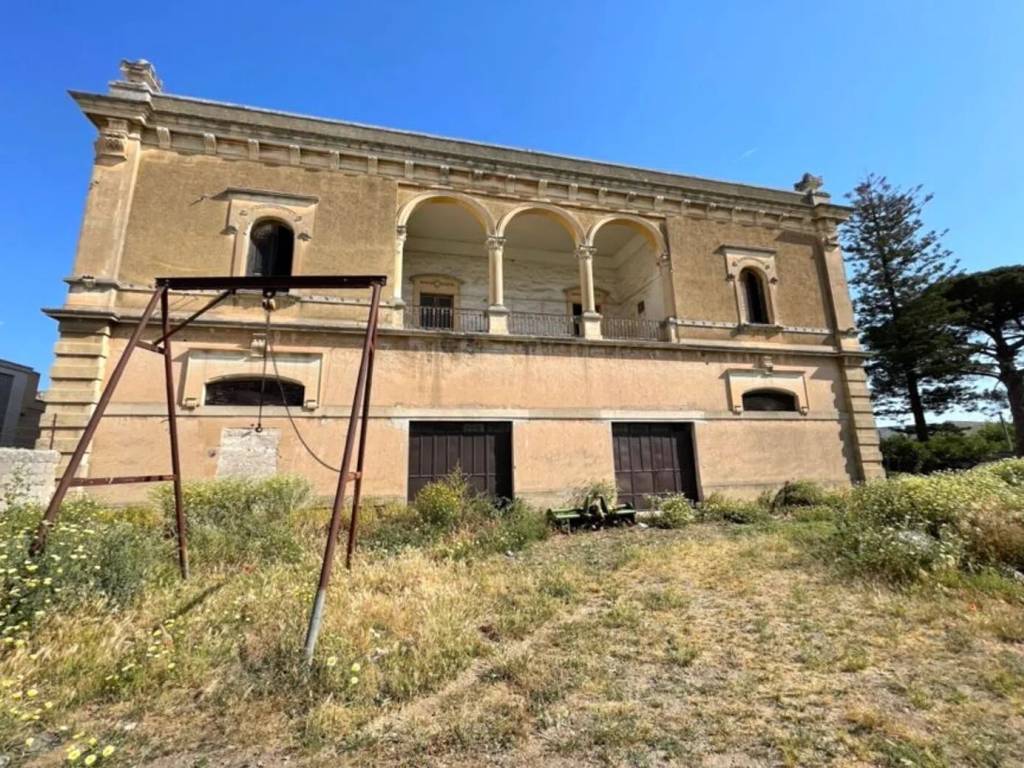 Villa a Squinzano in Via Gianfilippe, 27 - Foto 4