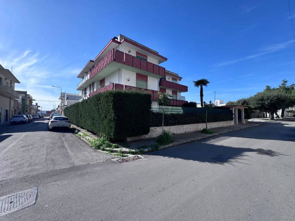 Appartamento a Campi salentina in Via Dante Alighieri, 74 - Foto 4
