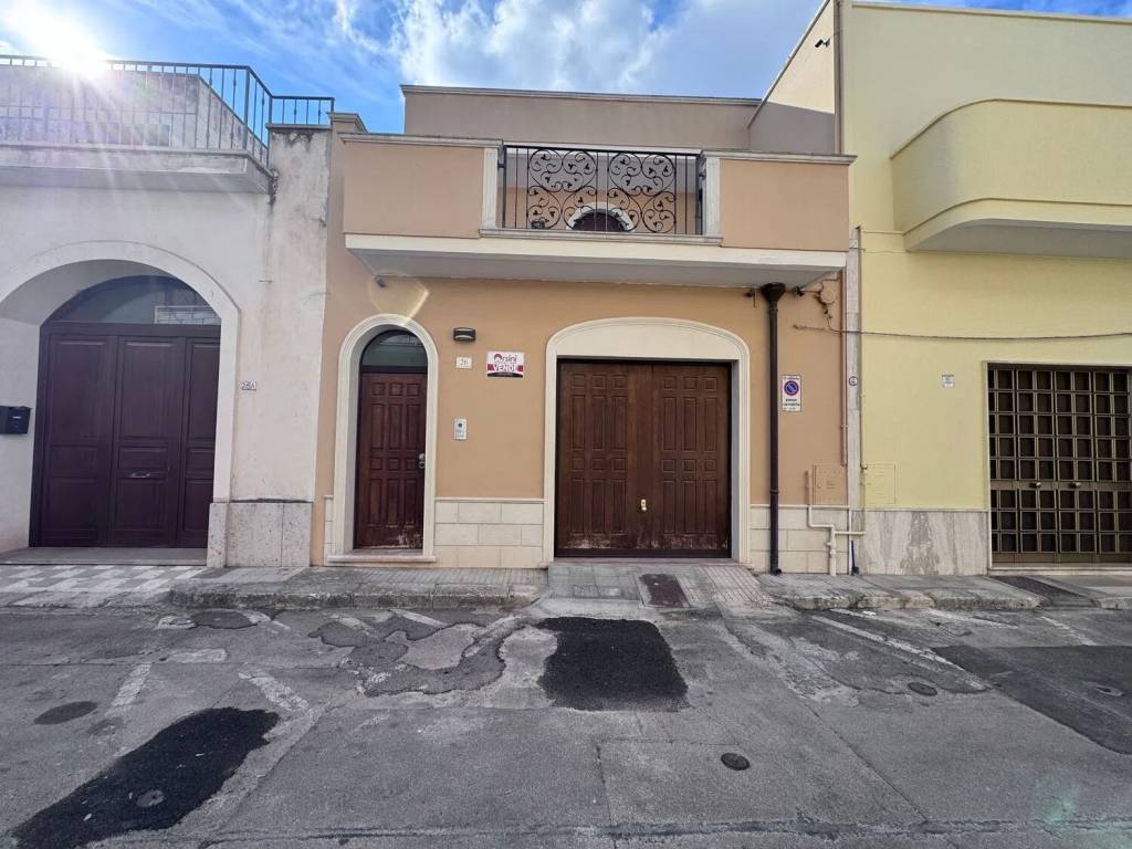 Villa a Trepuzzi in Via Grazia Deledda, 26 - Foto 2