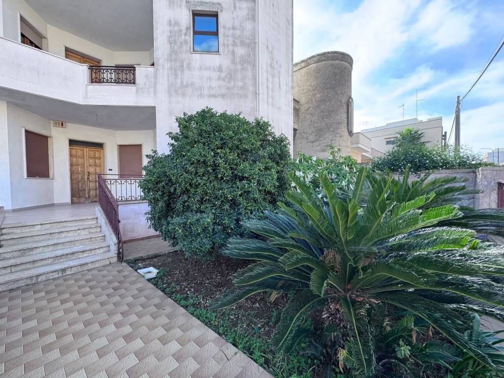 Appartamento a Arnesano in Via Materdomini, 74 - Foto 2