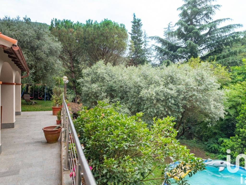 Villa a Finale ligure in Via calvisio, 214 - Foto 3
