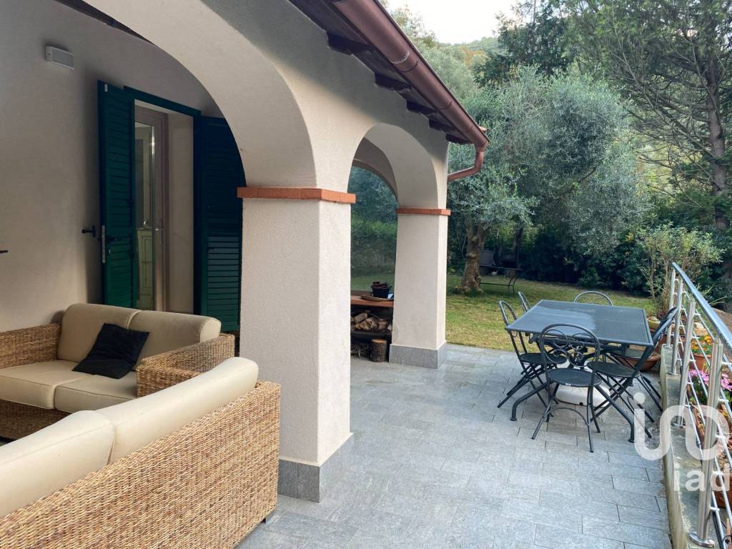 Villa a Finale ligure in Via calvisio, 214 - Foto 5