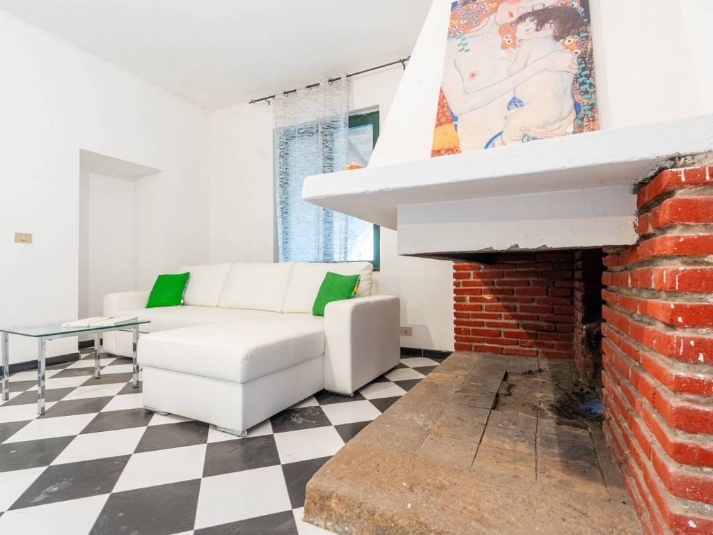 Casa indipendente a Isili in Via Umberto I, 36 - Foto 2