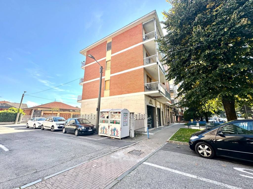 Box / garage a Ciriè in Via Generale Pietro Gazzera, 35 - Foto 2