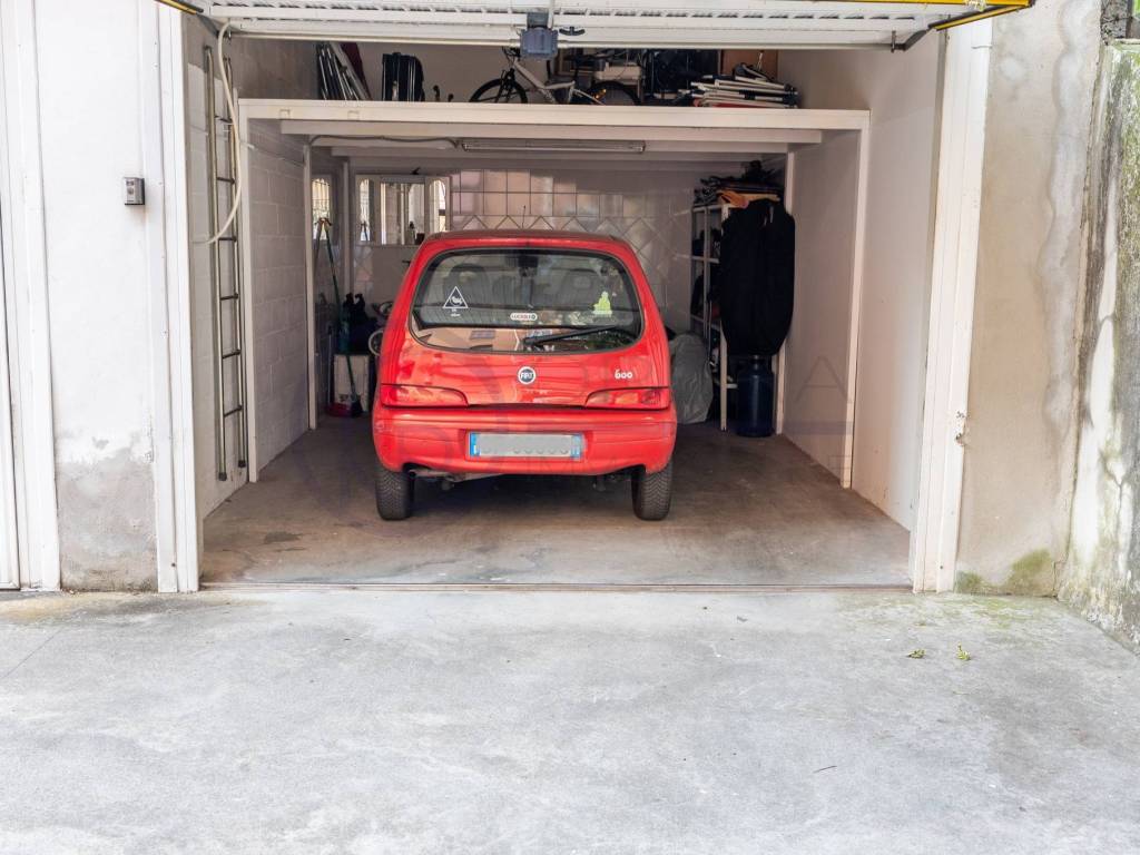Box / garage a Trieste in Viale Gabriele D'Annunzio, 53 - Foto 2