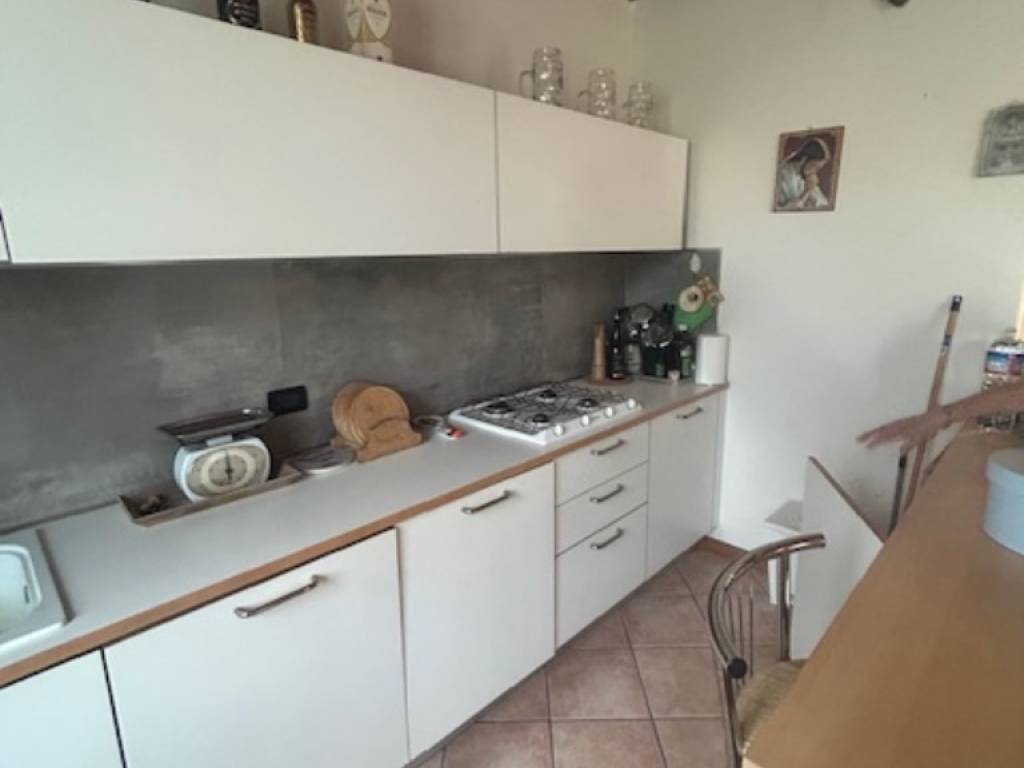 Villa a Goito in Strada Statale Goitese - Foto 4