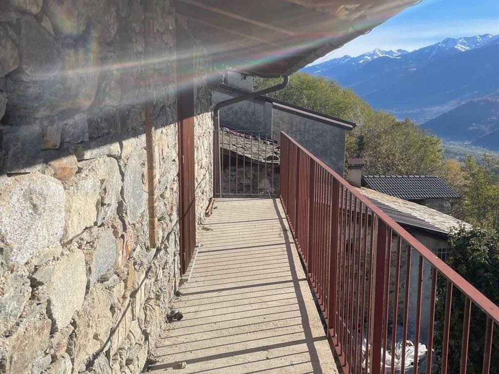 Casa indipendente a Poggiridenti in Via Surana - Foto 3