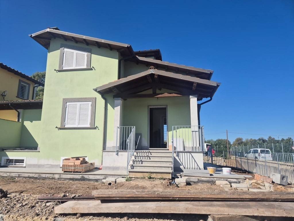 Villa a Bracciano in Via di Bonifica 93 - Foto 2