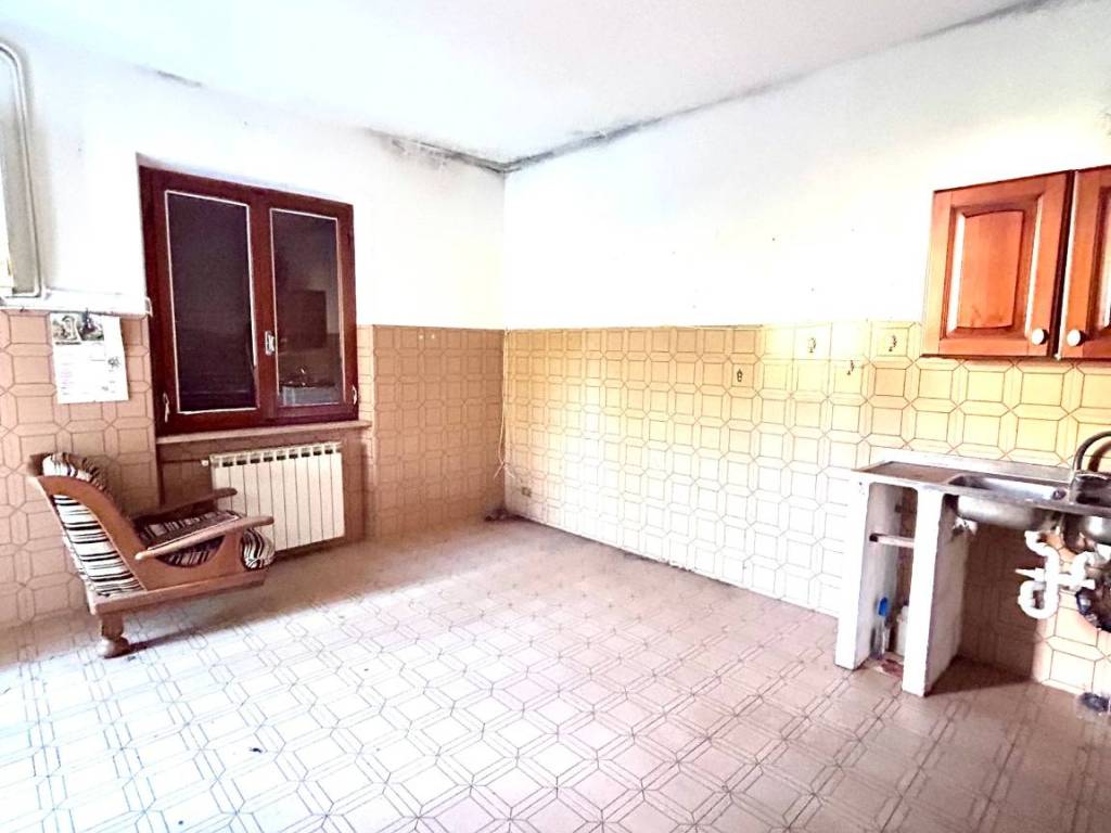 Villa a Castelnuovo magra in Via degli Ulivi, 19 - Foto 3