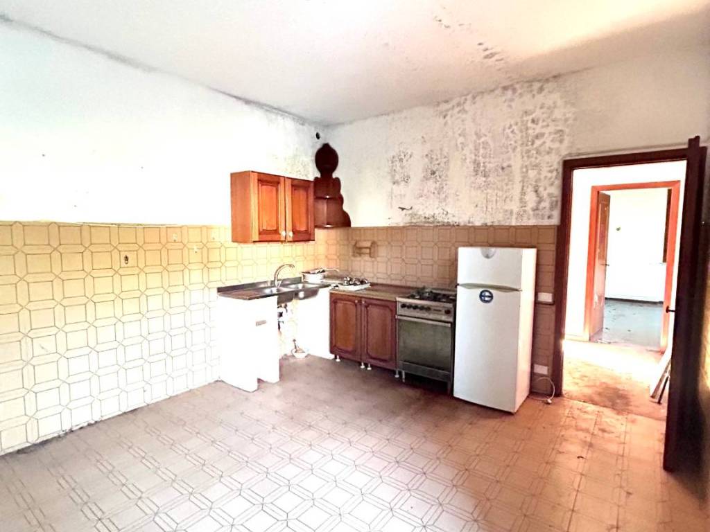 Villa a Castelnuovo magra in Via degli Ulivi, 19 - Foto 4