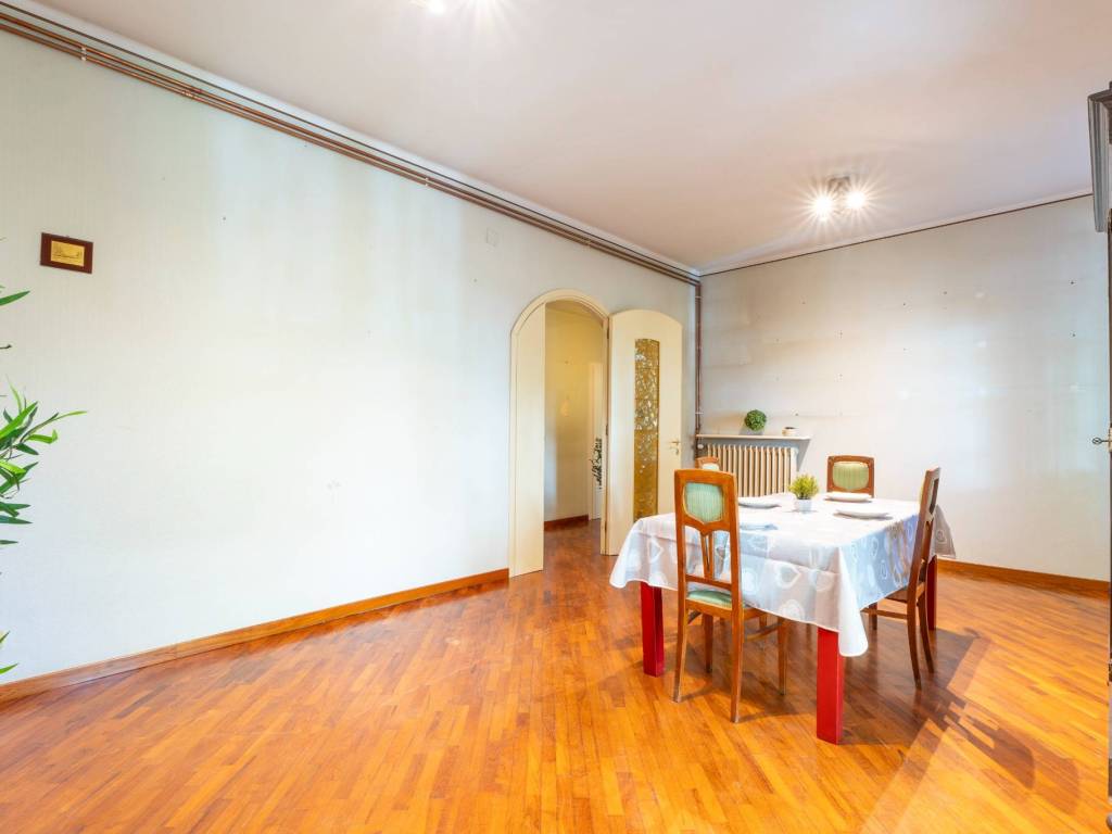 Appartamento a Bologna in Via Emilia Levante - Foto 5