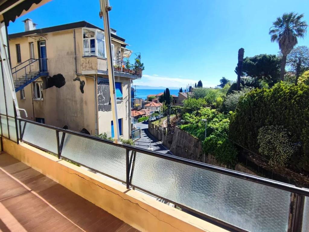 Appartamento a Albissola marina in Via Gentile, 68 - Foto 2