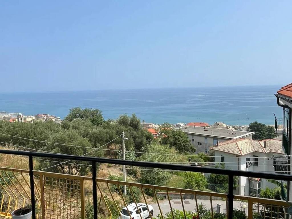 Appartamento a Albissola marina in Largo Arcobaleno - Foto 4