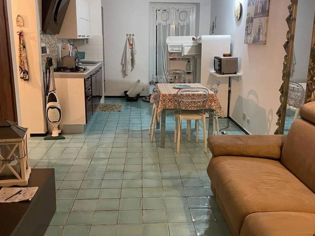 Appartamento a Albissola marina in Via Matteo Repetto - Foto 2