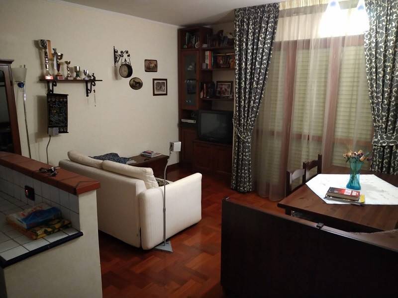 Appartamento a Pomezia in Via Fratelli Bandiera - Foto 2