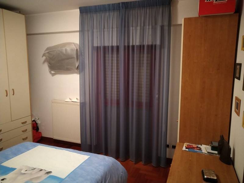 Appartamento a Pomezia in Via Fratelli Bandiera - Foto 4