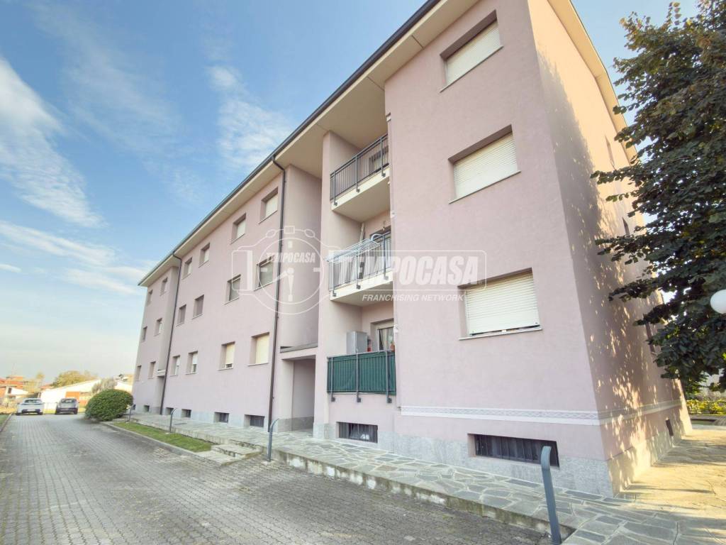 Appartamento a Cambiano in Piazza Monsignor Angelo Jacomuzzi 1 - Foto 3