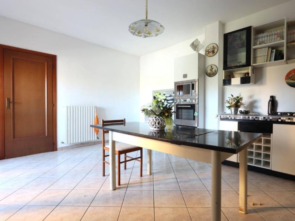 Appartamento a Martinsicuro in Via E. De Filippo, 8 - Foto 5