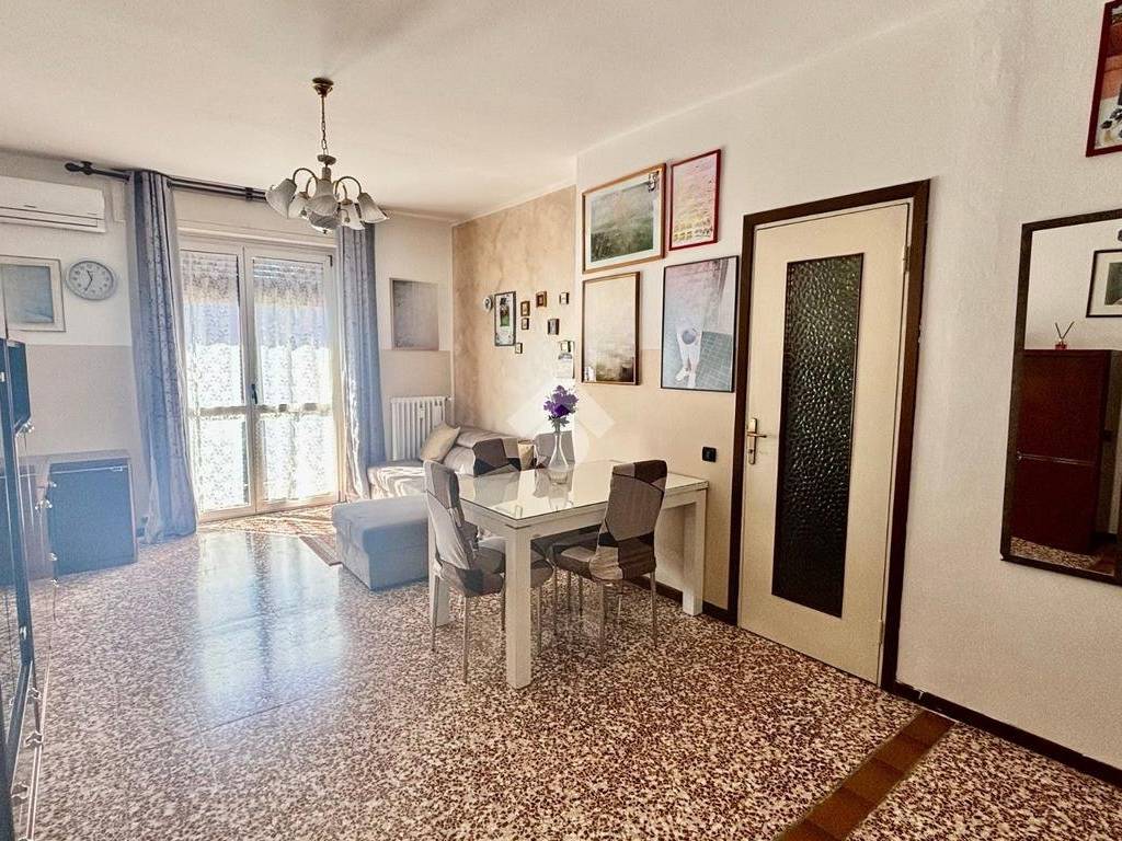 Appartamento a Rogno in Via Dei Mori, 12 - Foto 3