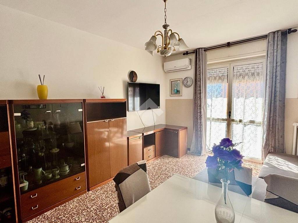 Appartamento a Rogno in Via Dei Mori, 12 - Foto 4
