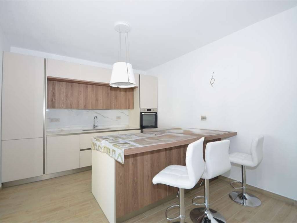 Appartamento a Venaria reale in Via Marie Curie - Foto 5